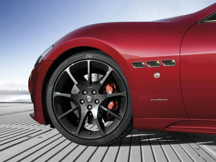 Maserati GranCabrio Sport 2011 года  (фото 75 из 107)